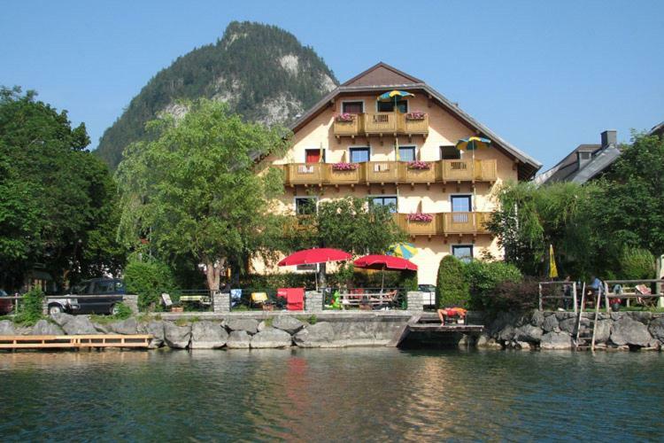 Haus Am See Hotel Fuschl am See Exterior photo